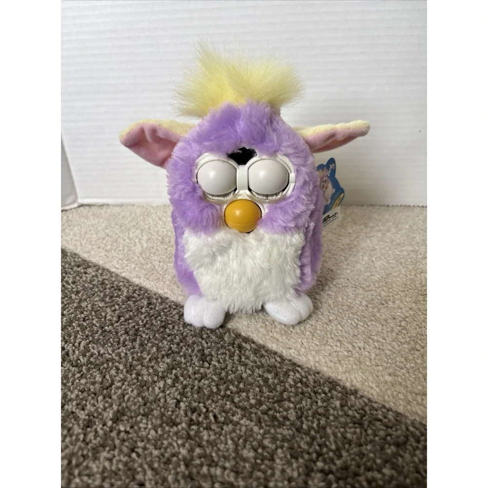 Vintage Furby Purple Yellow Springtime Blue Eyes Limited Edition Works 1999